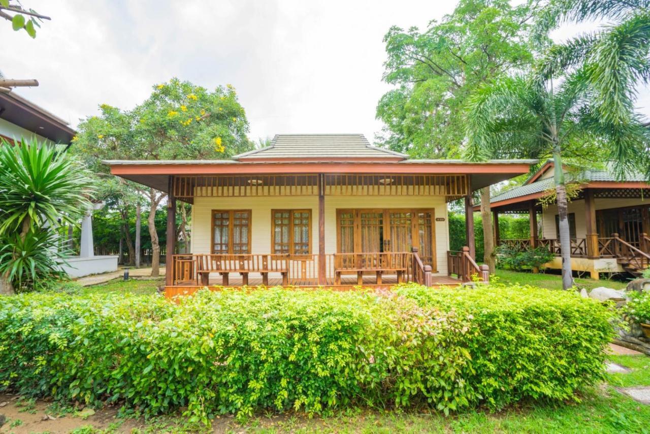 Anyamanee Resort Cha-Am Exterior photo